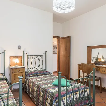 Trastevere Roomy * Рим
