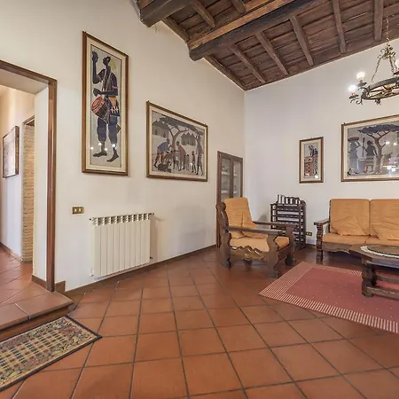 Trastevere Roomy * Рим